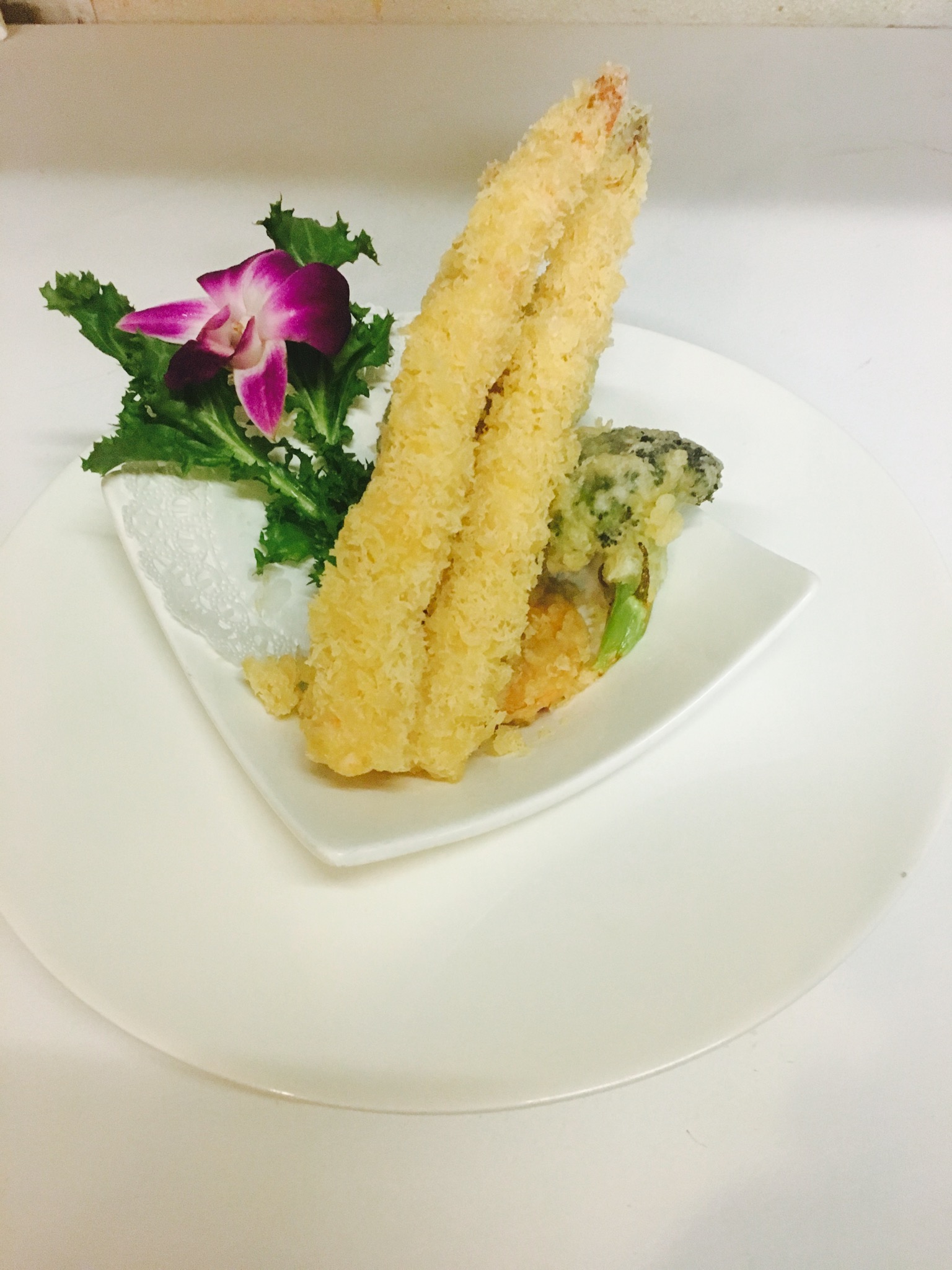 Order Shrimp & Vegetable Tempura food online from Yoo Sushi store, Providence on bringmethat.com