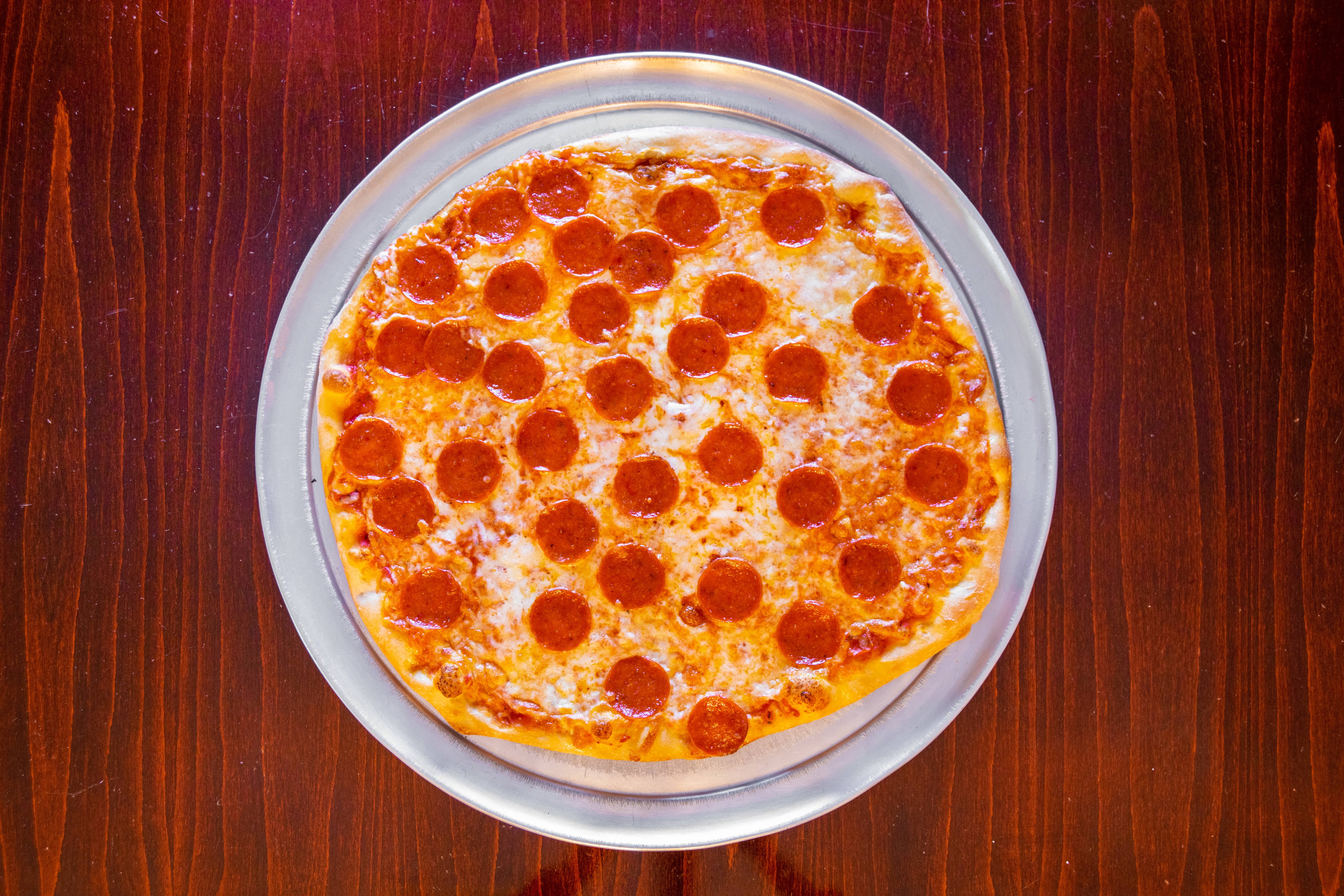Order Pepperoni Pizza - Medium 14'' (6 Slices) food online from Casa Rosaria's store, Plainsboro Township on bringmethat.com