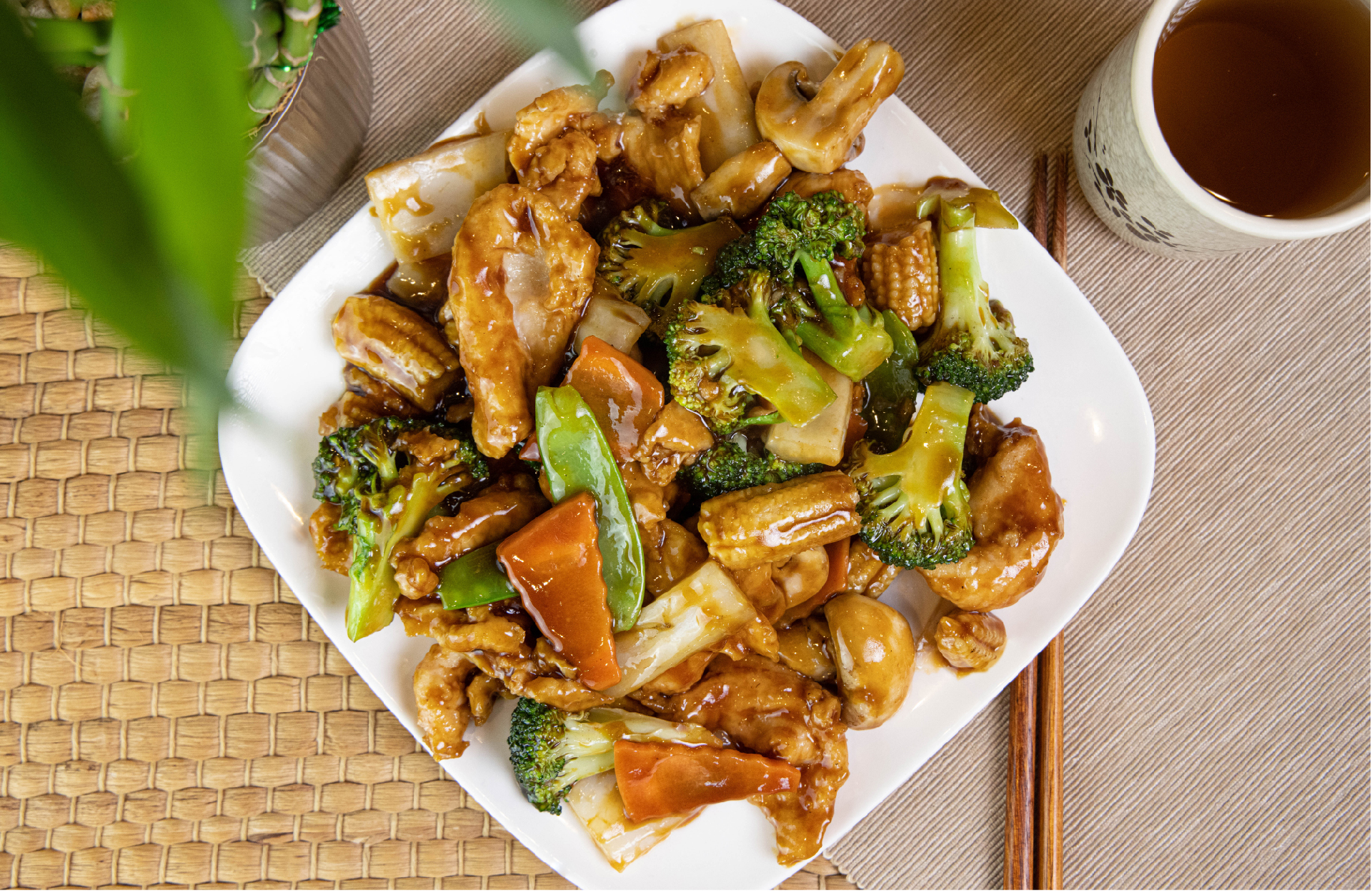 Order Chicken with Mix Vegetable food online from Old Shanghai Soup Dumpling store, Palisades Park on bringmethat.com
