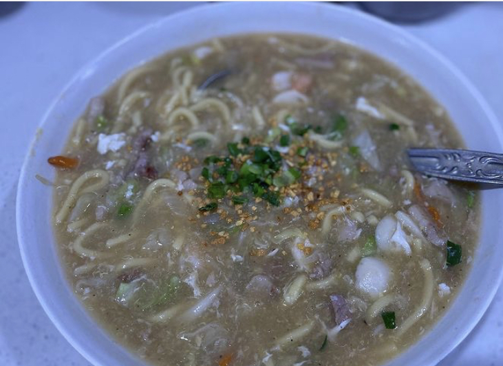 Order Lomi Noodles food online from Salo-Salo store, West Covina on bringmethat.com