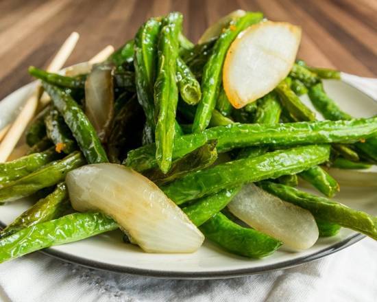 Order Sauteed String Beans Entree / 四季豆 food online from Lins Grand Buffet store, Tucson on bringmethat.com