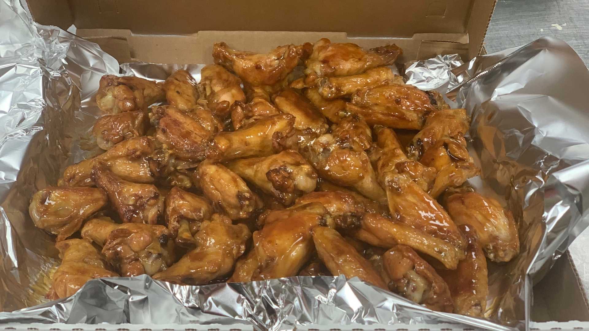 Order Wings - 1 Dozen food online from Best Way Pizza store, Huntingdon on bringmethat.com