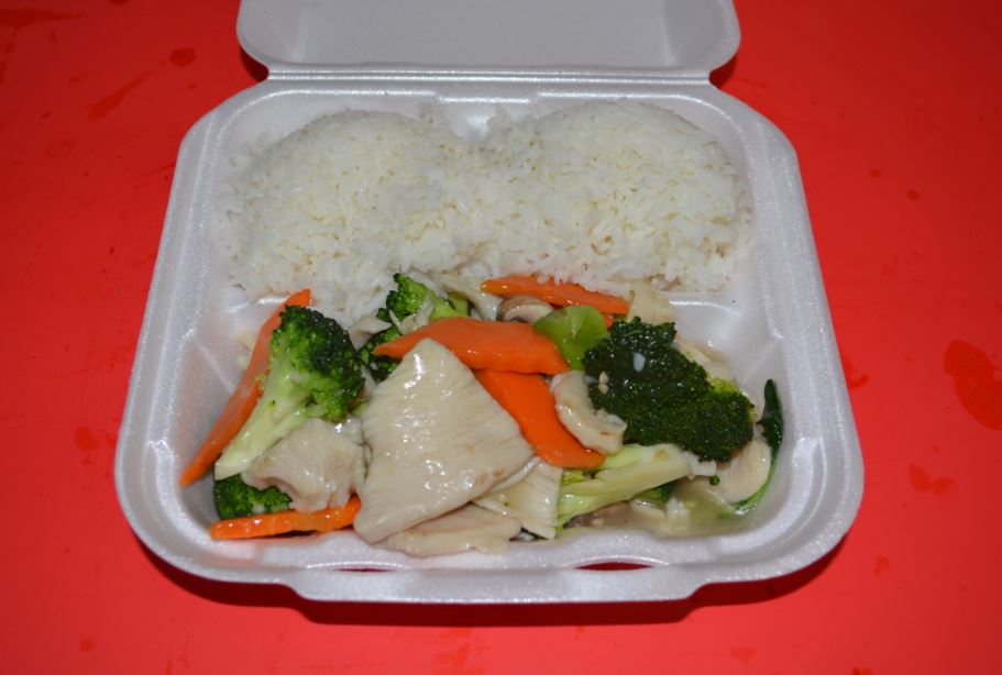 Order L7. Broccoli Chicken Lunch food online from Canton Express store, Plano on bringmethat.com