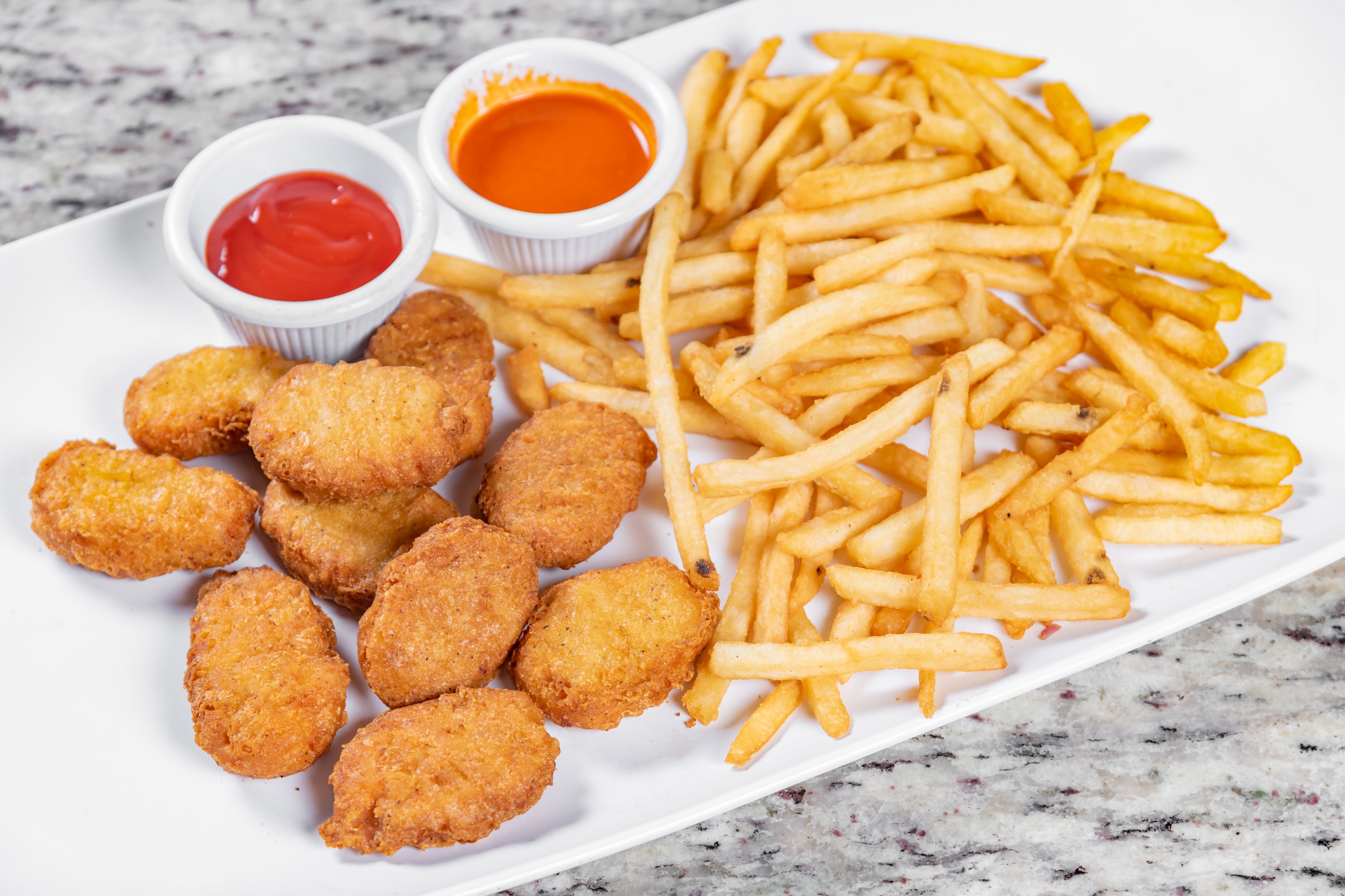 Order Chicken Nuggets - 6 Pieces food online from Crown Fried Chicken & Pizza store, East Orange on bringmethat.com