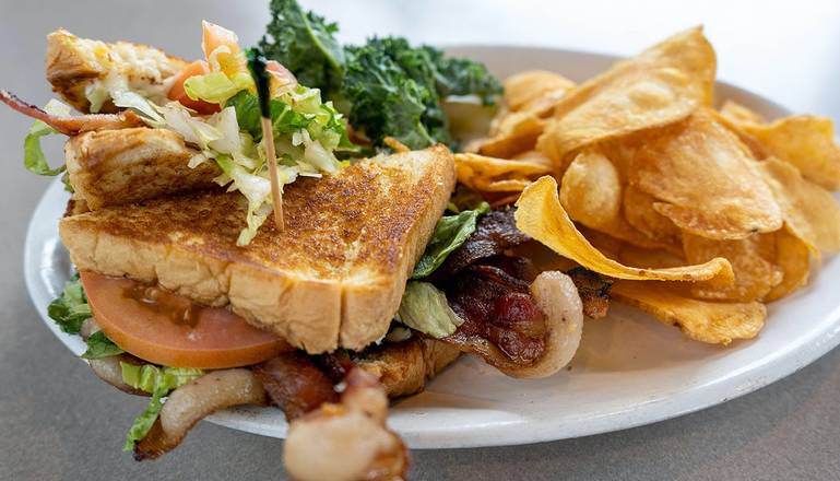Order Sean's BLT food online from Pluckers store, Austin on bringmethat.com