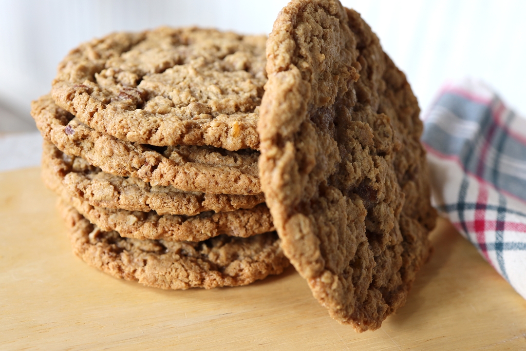 Order 6 Pack Cookies food online from Great Harvest Bread Co. store, Provo on bringmethat.com
