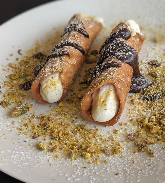 Order Cannoli food online from Pizzeria Nomad store, Amarillo on bringmethat.com