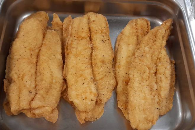 Order Fried Fish Fillete (Filete De Pescado Frito) food online from El Camino Feliz store, Paterson on bringmethat.com