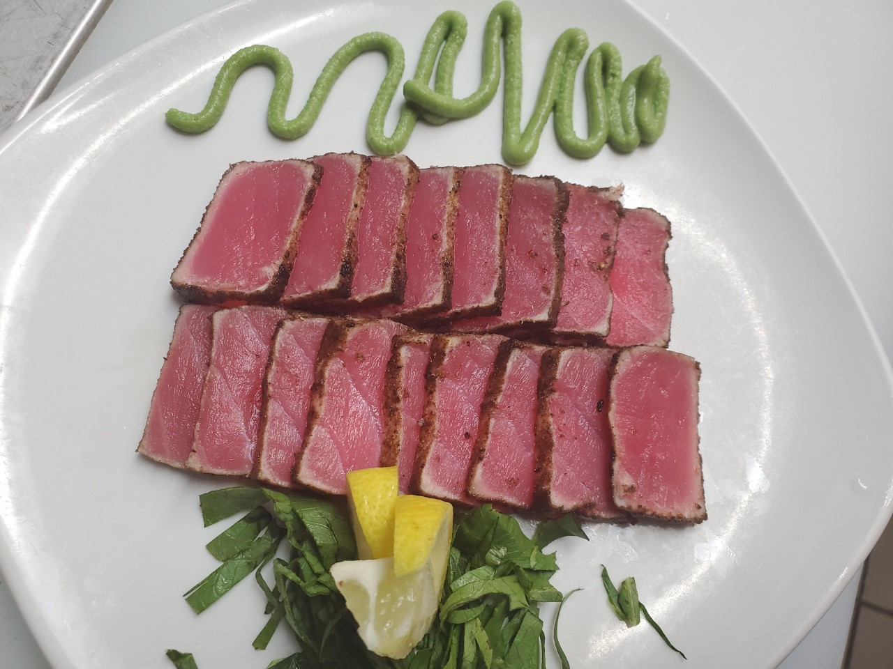 Order Seared Ahi Tuna food online from Crown Point Crab House store, Charlotte on bringmethat.com