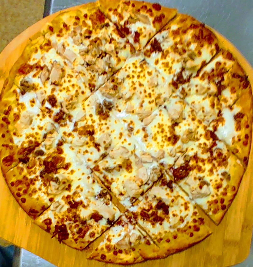Order 14" Chicken Bacon Ranch Pizza  food online from Mac Hideaway Bar & Grill store, New Albany on bringmethat.com