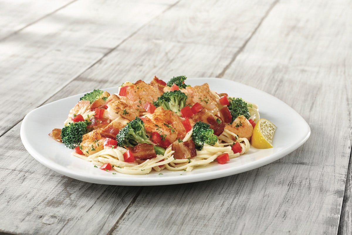 Order Shrimp, Bacon & Broccoli Pasta food online from Perkins Restaurant & Bakery store, Mount Pocono on bringmethat.com
