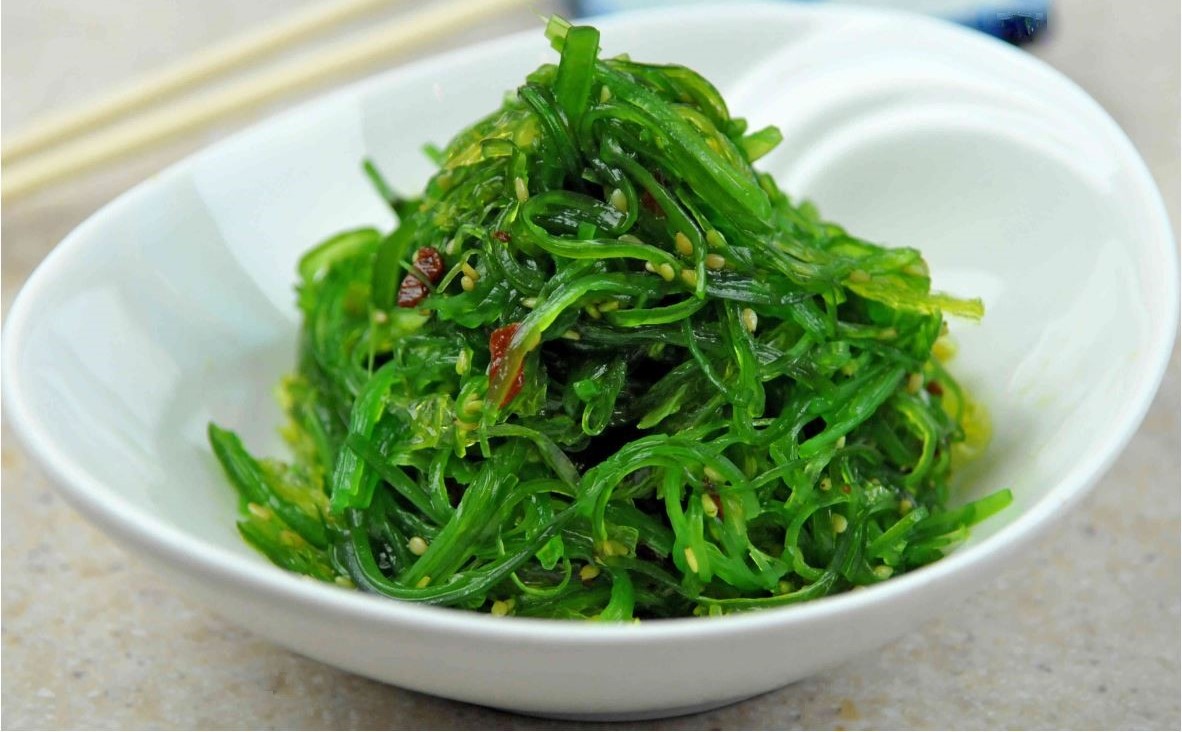 Order A7. Seaweed Salad food online from Yiku Sushi store, Gaithersburg on bringmethat.com