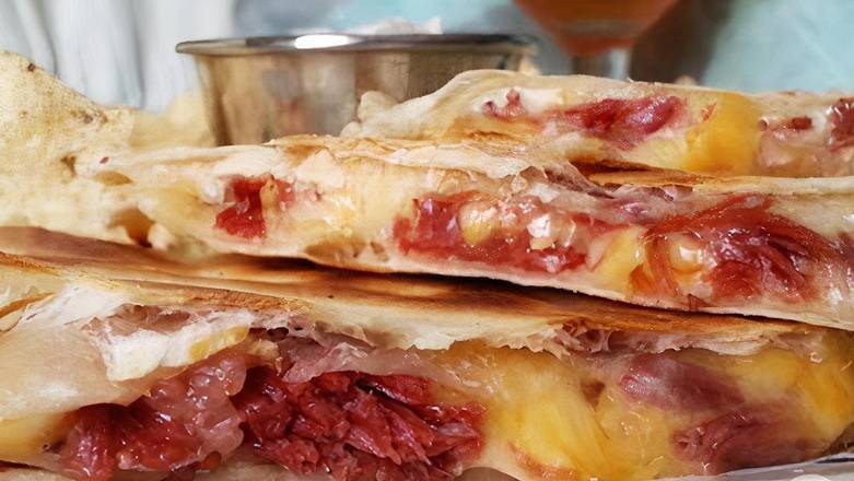 Order Corned Beef Quesadilla food online from Munchees Mania store, Detroit on bringmethat.com