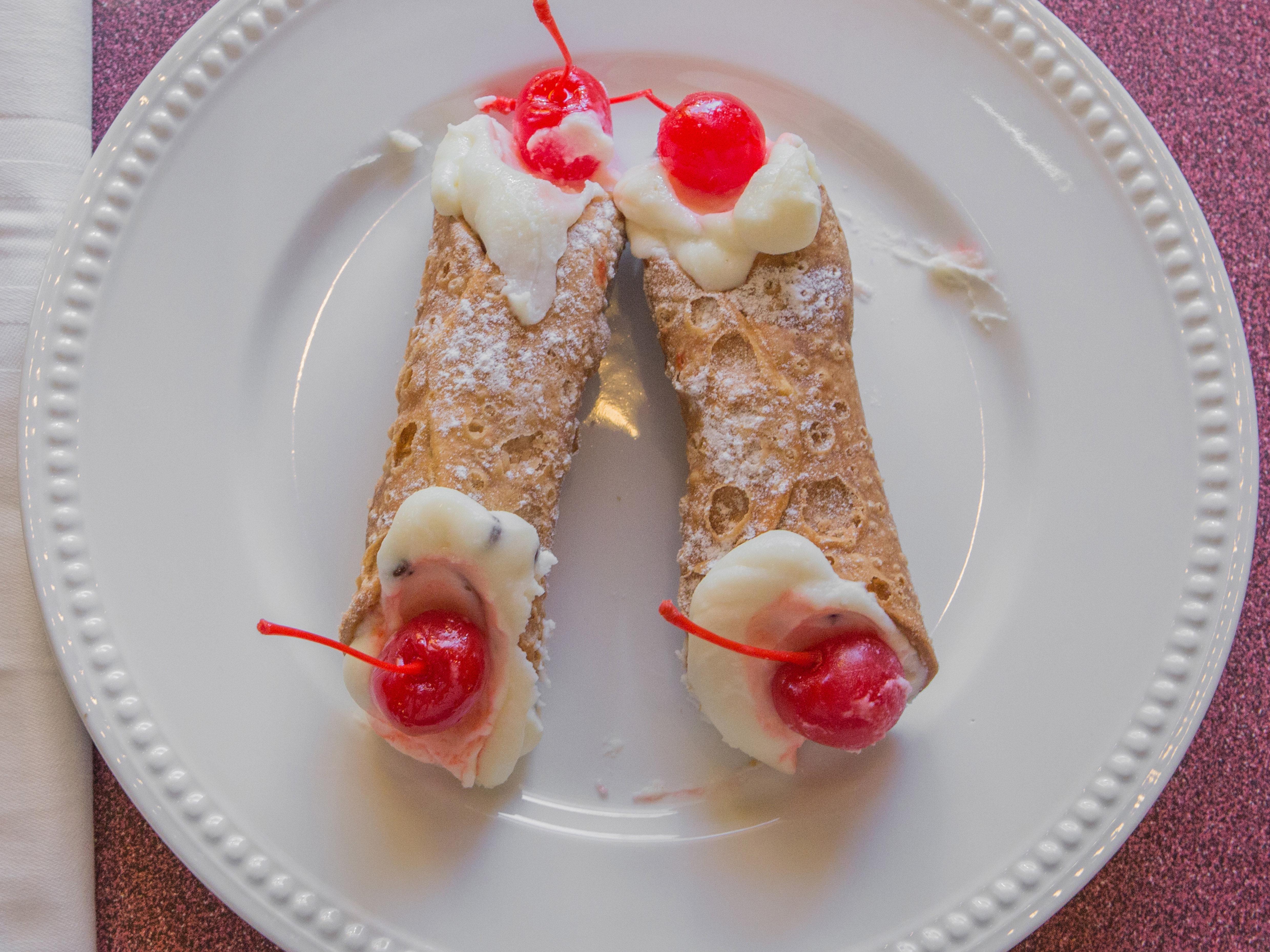 Order Cannoli food online from Lucas Pizza store, Telford on bringmethat.com