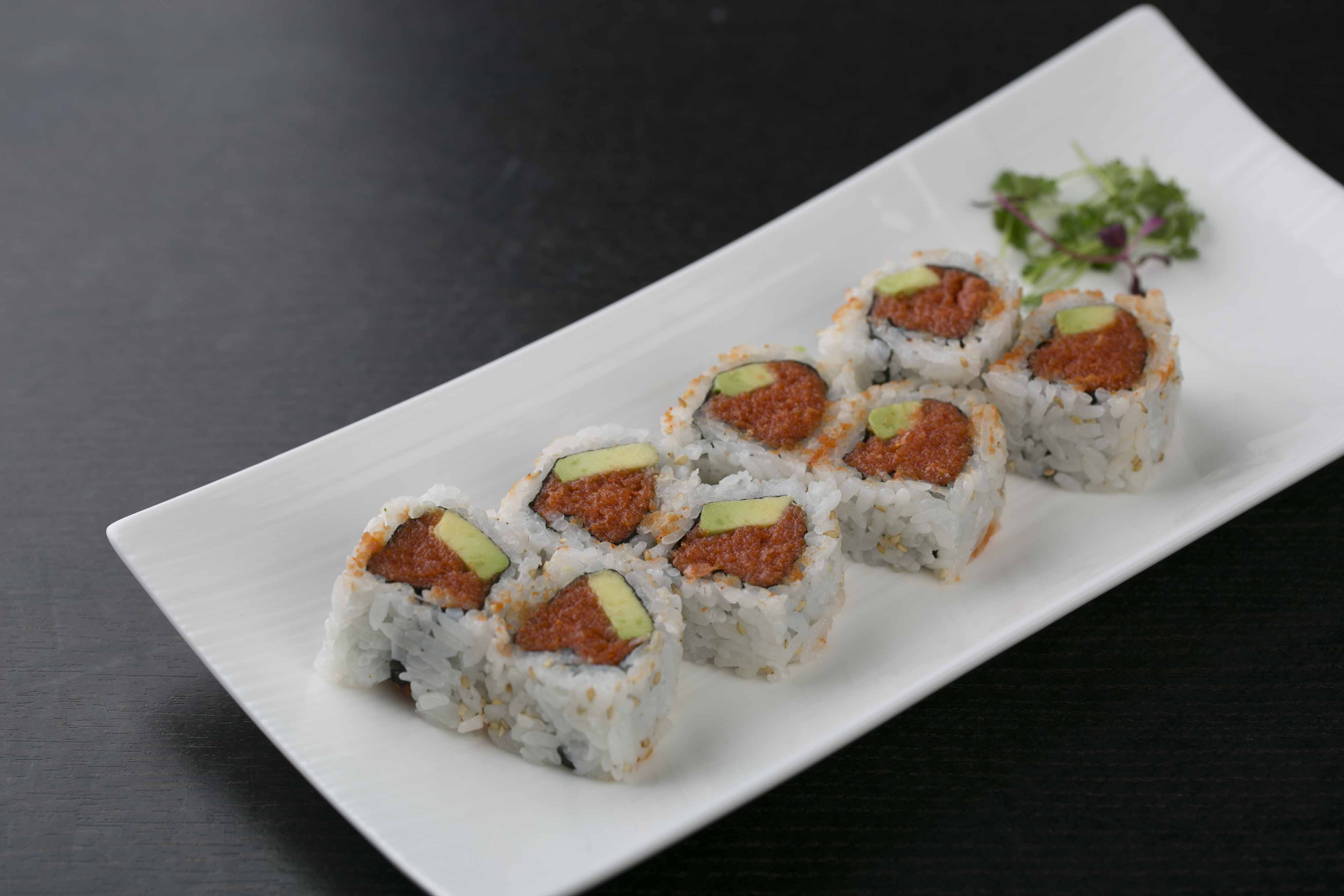 Order E8. Spicy Tuna Roll food online from Icho Izakaya Fusion Cuisine store, Temple City on bringmethat.com
