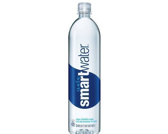 Order Glaceau Smart Water (1 lt) food online from Ampm store, CRESWELL on bringmethat.com