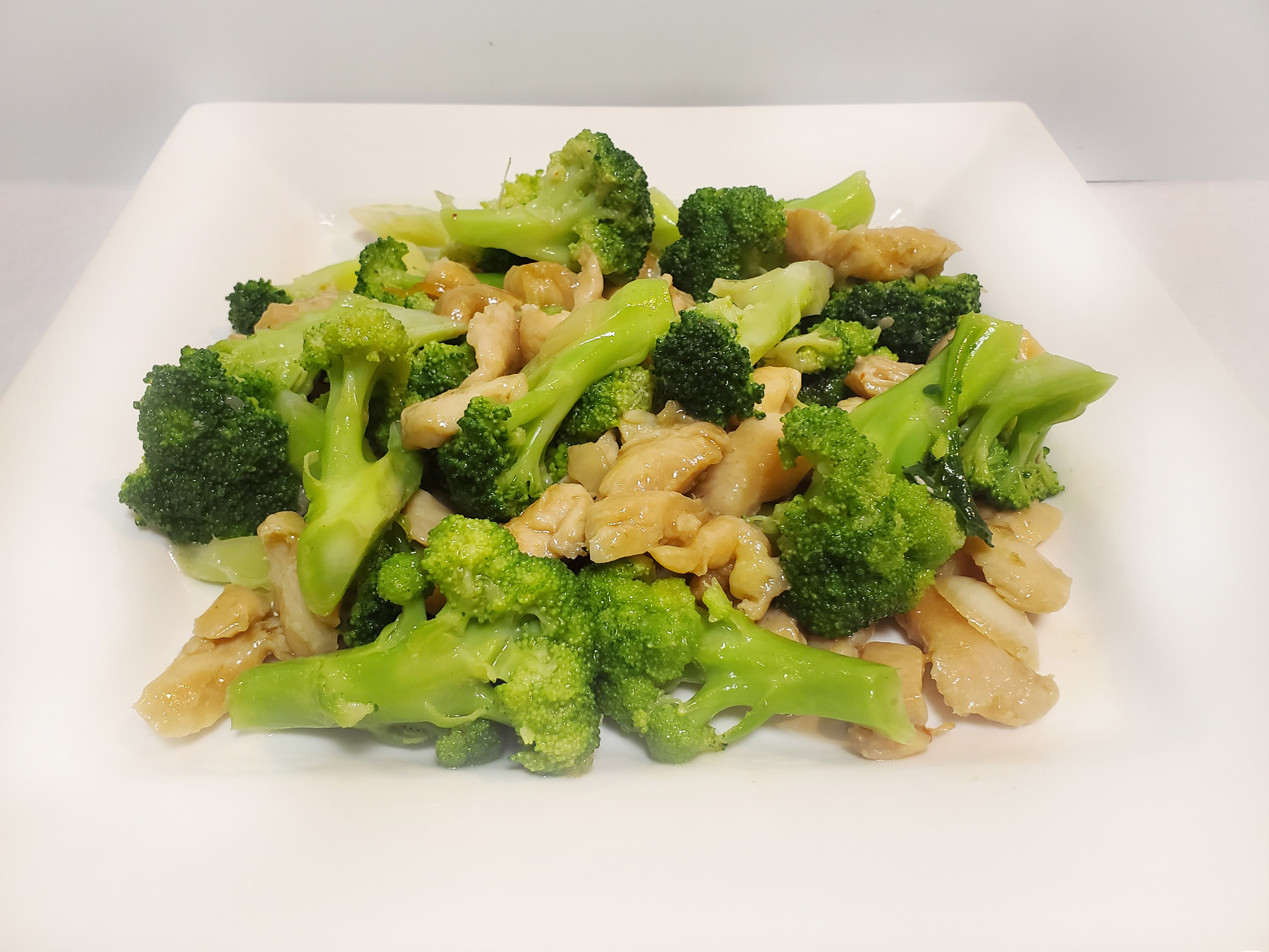 Order Chicken Broccoli  food online from Aunty Cafe store, Appleton on bringmethat.com