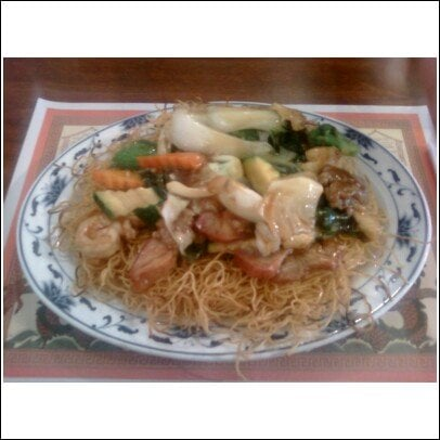 Order 159. Hong Kong Chow Mein food online from Fortune star chinese cuisine store, San Mateo on bringmethat.com