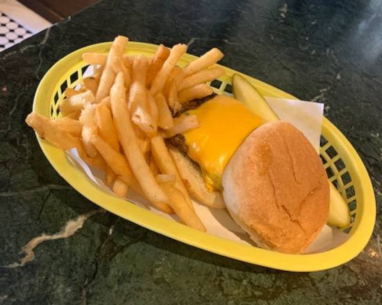 Order kids Cheese burger food online from Larchmont Tavern store, Larchmont on bringmethat.com