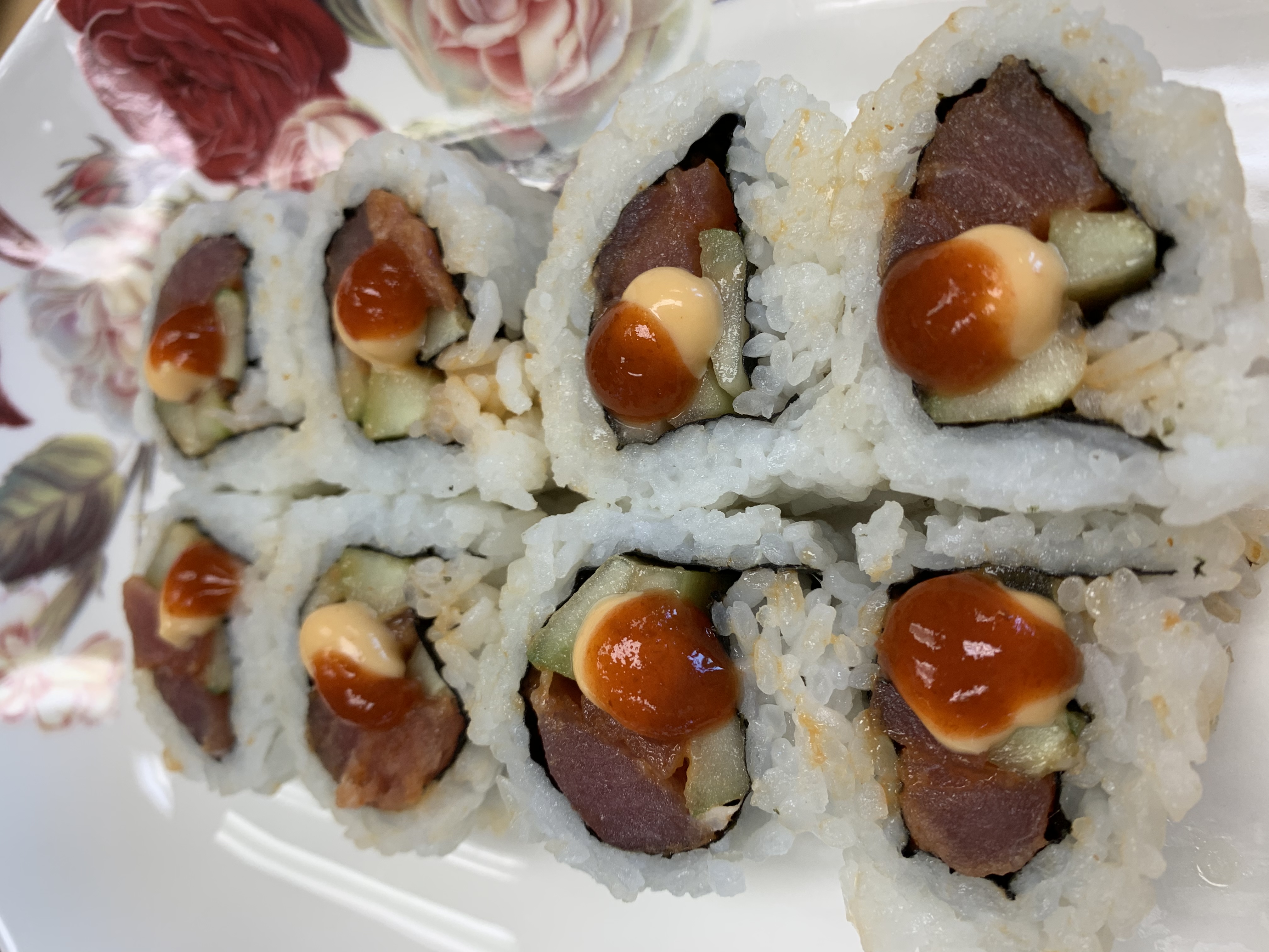 Order 10 Piece Spicy Tuna Roll food online from Jazz Sushi Bar store, New Orleans on bringmethat.com