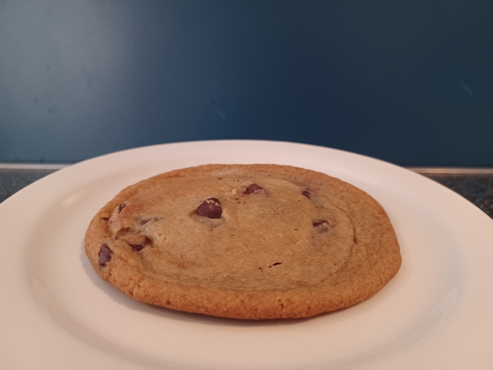Order Chocolate Chip Cookie food online from Muffin Top Cafe store, Minneapolis on bringmethat.com