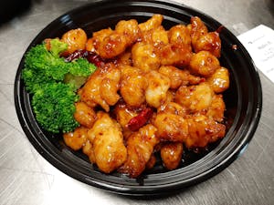 Order General's Chicken in Sweet & Spicy Ginger Sauce 左宗棠雞 food online from La Bu La store, Bellevue on bringmethat.com