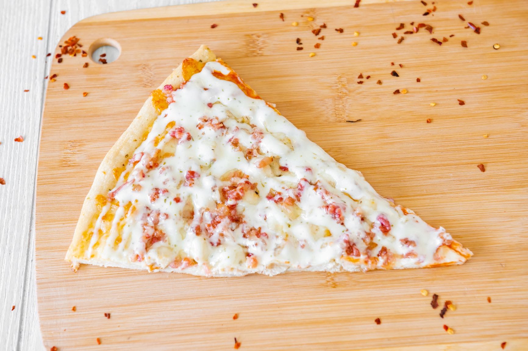 Order Chicken Bacon Ranch Pizza - Small food online from Joe's Pizza store, Easton on bringmethat.com
