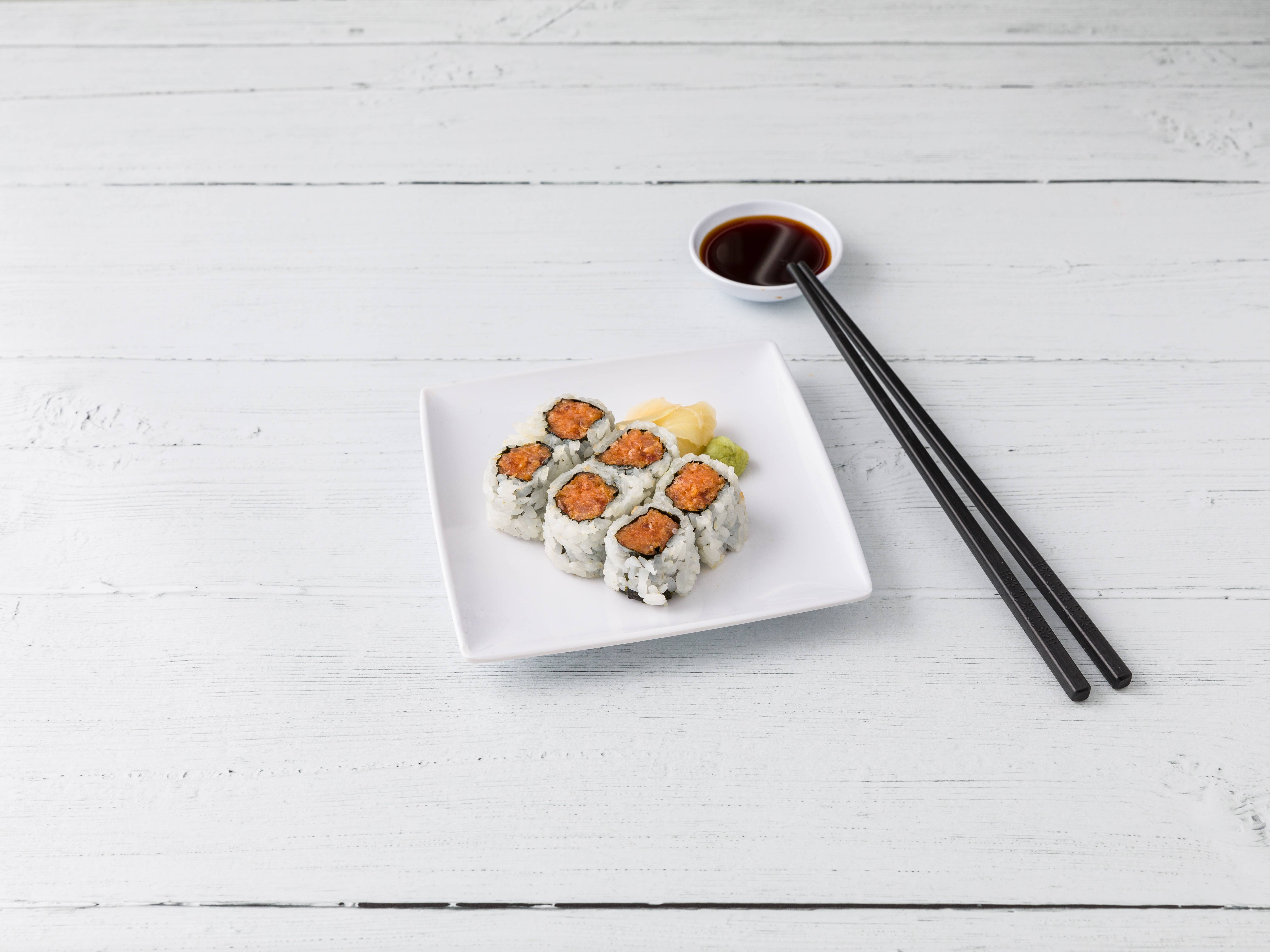Order Spicy Roll food online from Tokyo Bay Japanese Restaurant store, New York on bringmethat.com