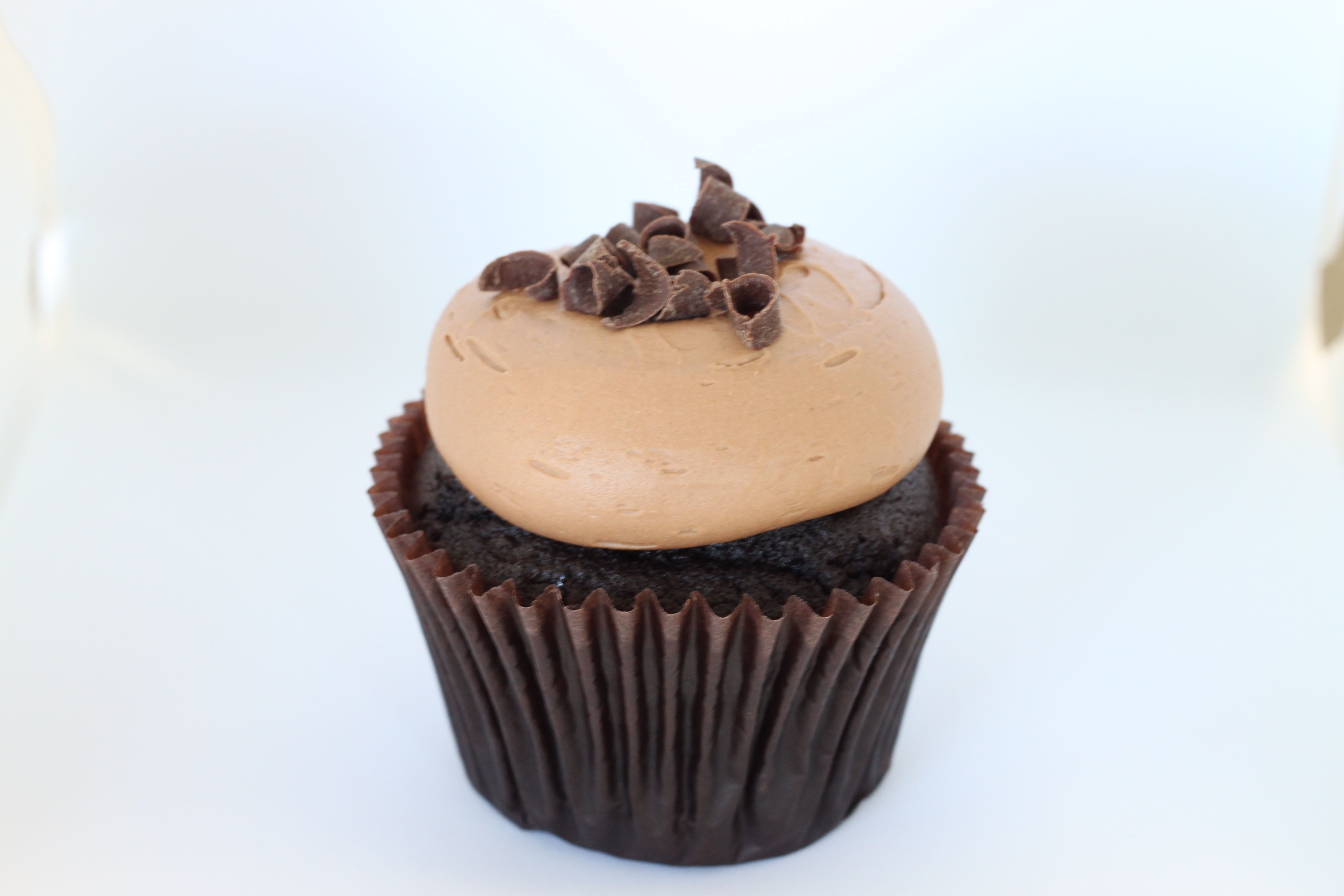 Order Chocoholic Cupcake food online from Smallcakes Cupcakery And Creamery store, Garhanna on bringmethat.com