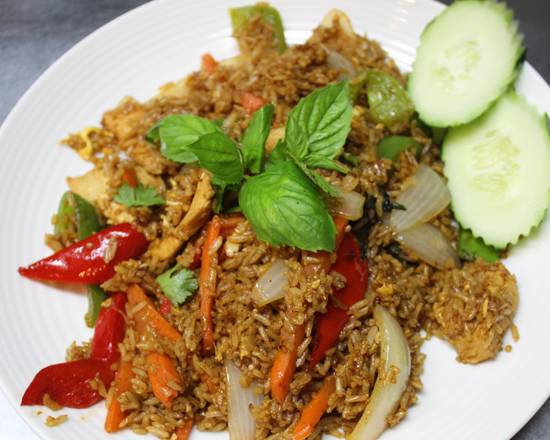 Order Basil fried rice food online from Amazing Thai store, Jacksonville on bringmethat.com
