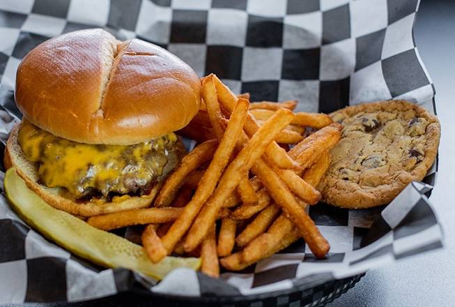 Order Kids Cheeseburger food online from The Boulder Tap House store, Rochester on bringmethat.com