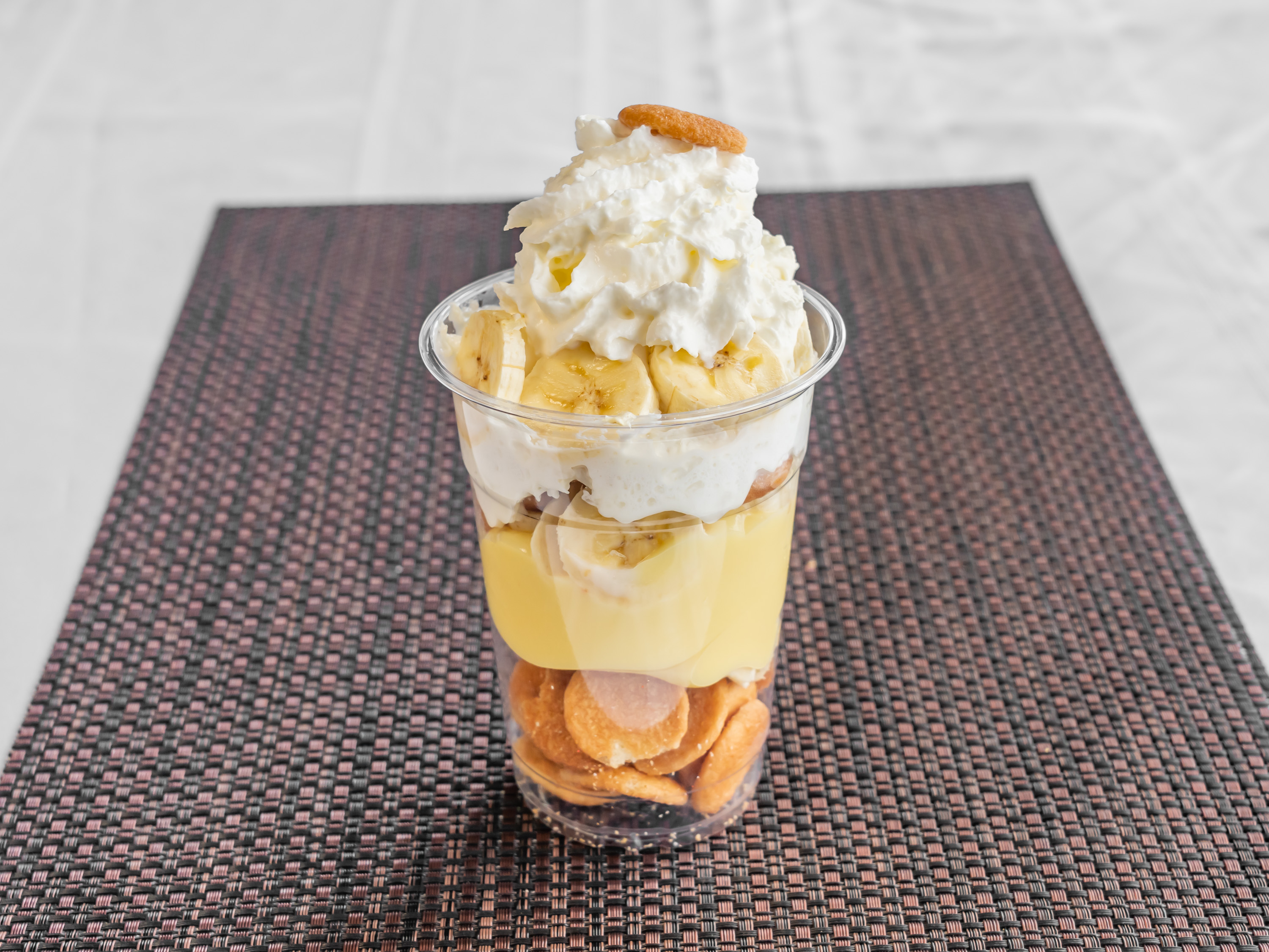 Order 16oz Banana Pudding Cup food online from Sweetalicious Sweets store, Madison Heights on bringmethat.com