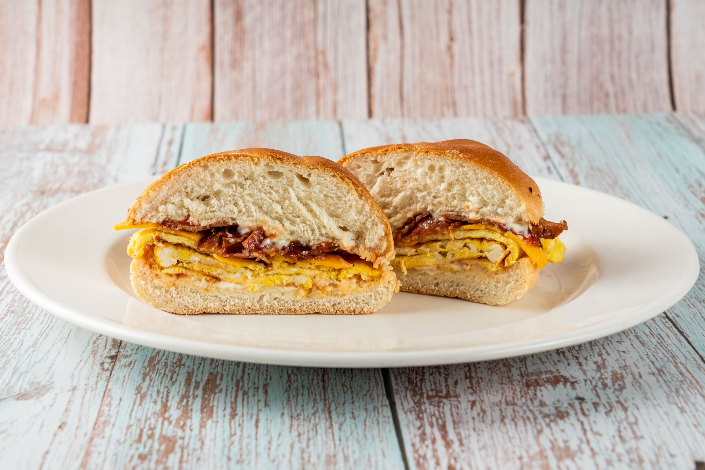 Order Breakfast Sandwich  food online from Hot Spot Deli store, Yonkers on bringmethat.com