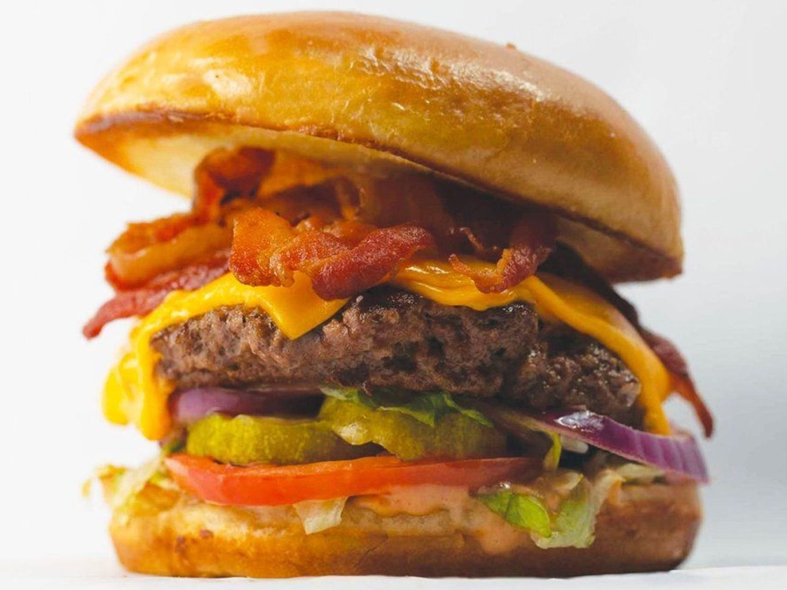 Order Brothers Classic Bacon Cheeseburger food online from Brothers Bar & Grill store, Fort Collins on bringmethat.com