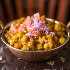 Order Chana Masala food online from Essence Of India store, Chicago on bringmethat.com