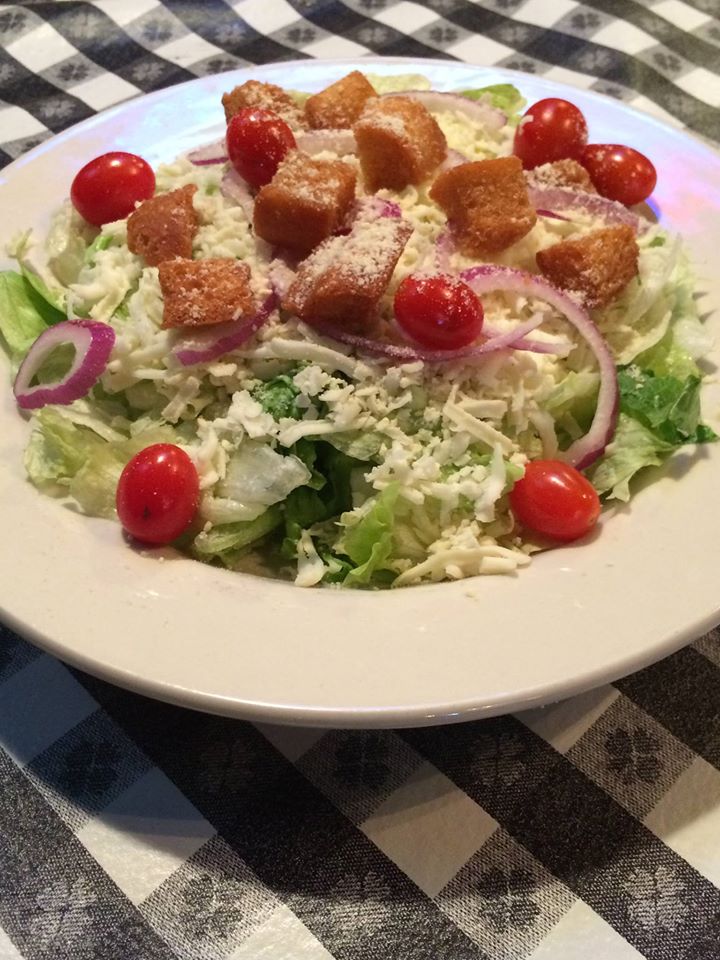 Order House Salad food online from Jj Twig Pizza & Pub store, St. Louis on bringmethat.com