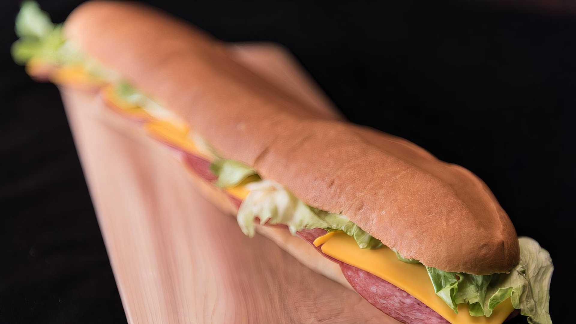Order Torpedo Sandwich food online from Peoria Lagondola Leonardo store, Peoria on bringmethat.com