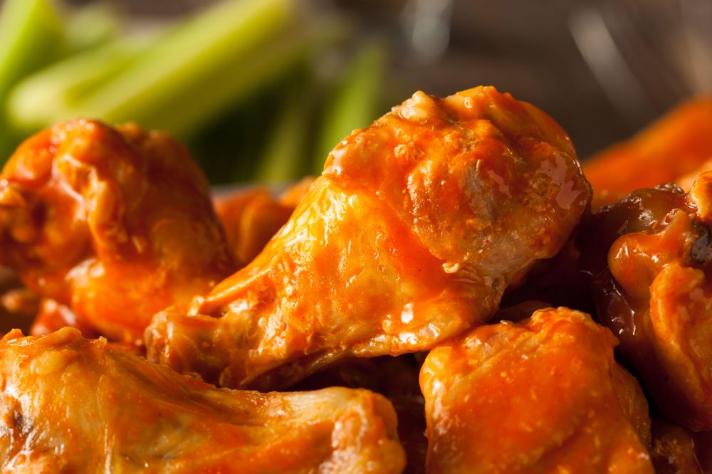 Order Regular Wings food online from Pizza Boli's store, Columbia on bringmethat.com