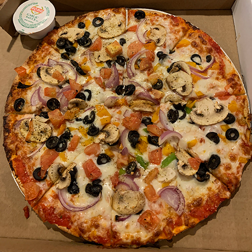 Order 12'' Veggie Lovers Pizza food online from The Woodford Club store, Versailles on bringmethat.com