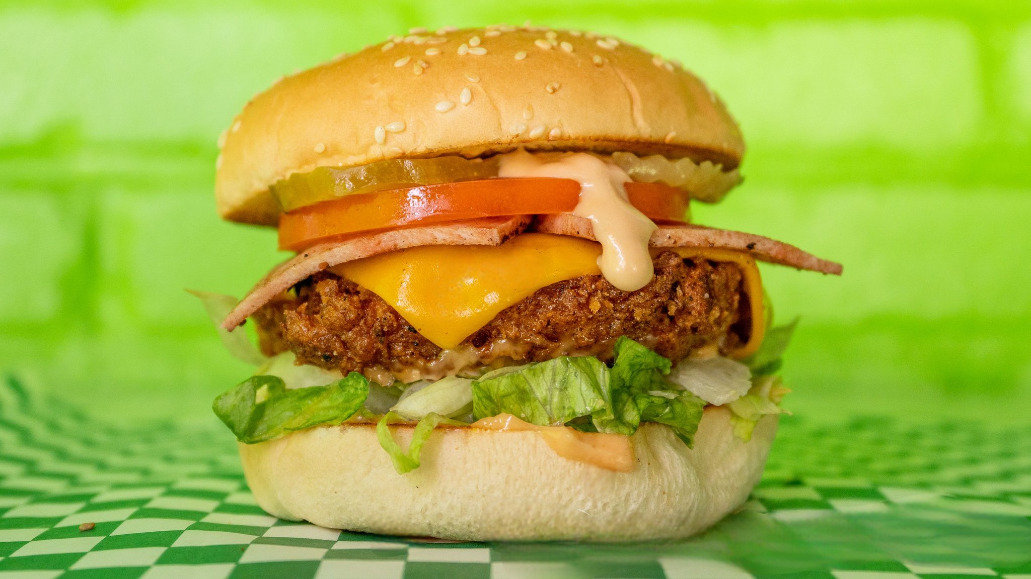 Order Bak'n Chick Burger food online from Veg & Go store, Riverside on bringmethat.com