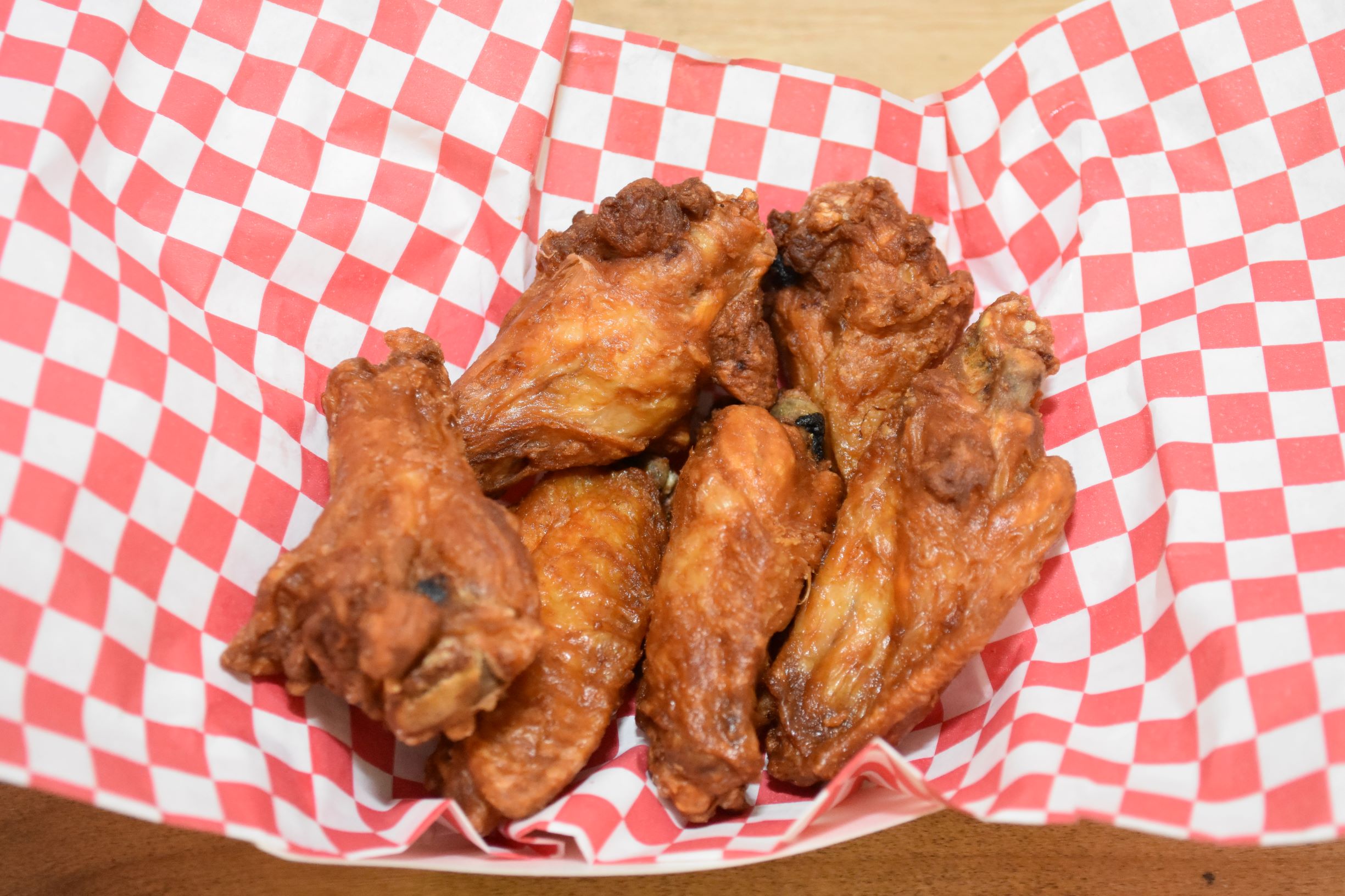 Order Bone-In Wings food online from Kingpin Grill & Pizza store, Phoenix on bringmethat.com