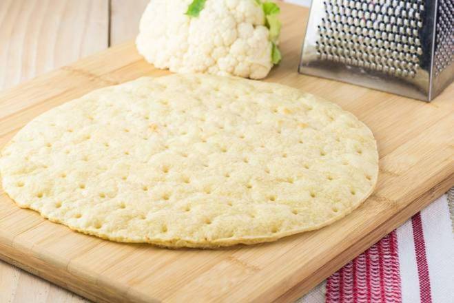 Order Cauliflower Risen Pizza Crust food online from Master Pizza store, Parma on bringmethat.com