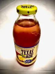 Order Texas Made Tea food online from Lucky Chicago Style Grill store, Round Rock on bringmethat.com