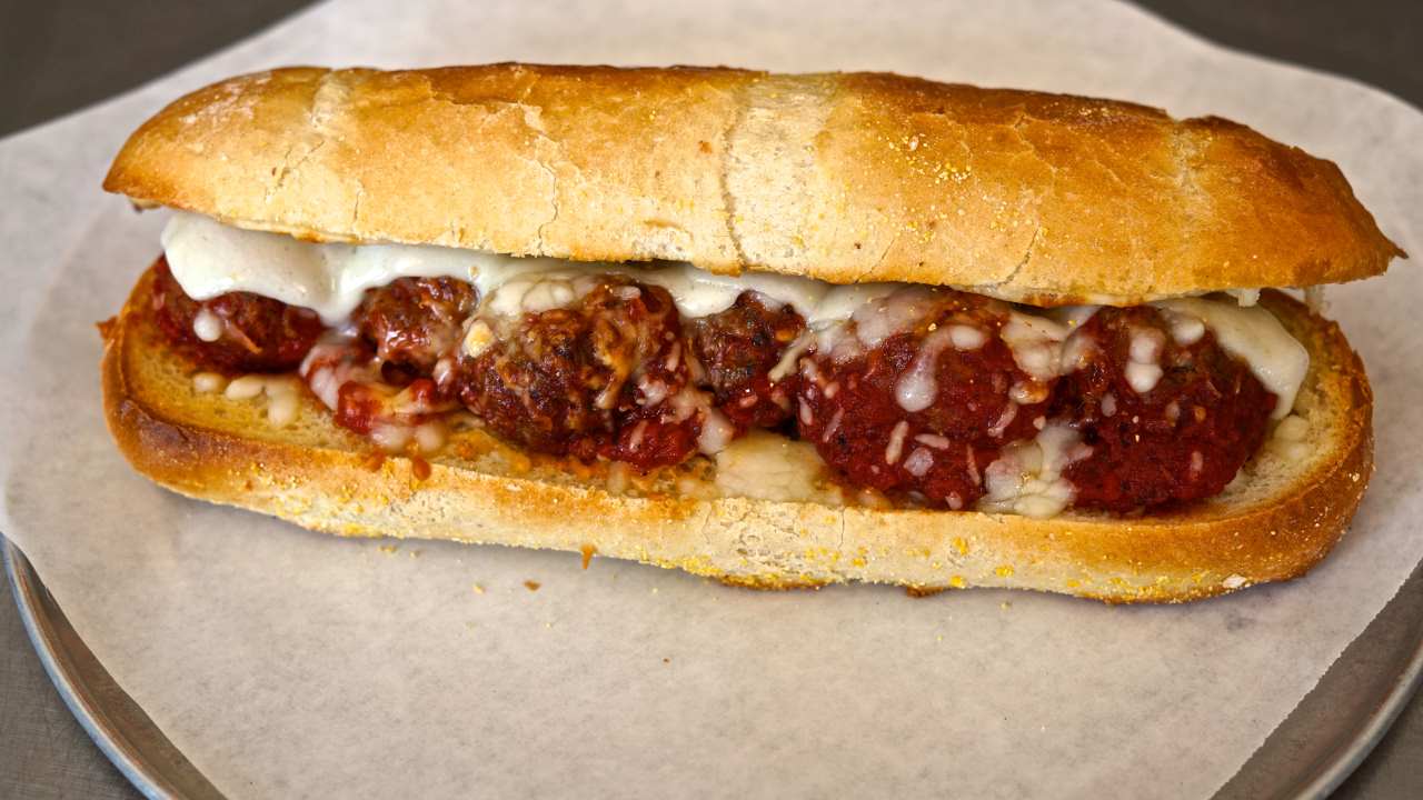 Order Meatball Sandwich food online from Romes Pizza store, Helotes on bringmethat.com