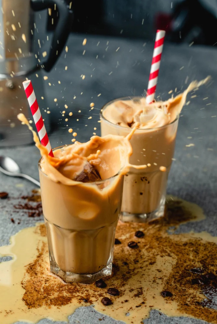 Order Decafinated Iced Coffee food online from Bagels & Deli Express store, White Plains on bringmethat.com
