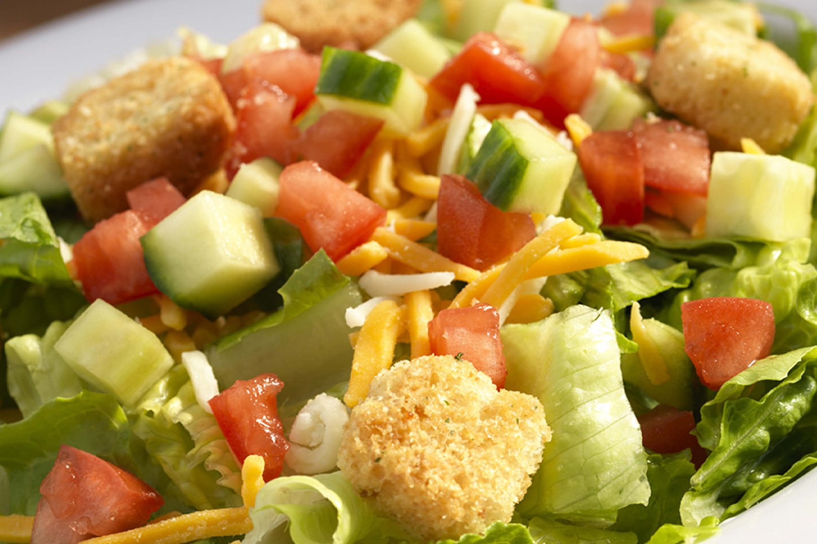 Order Side Garden Salad food online from Hooters store, Albuquerque on bringmethat.com