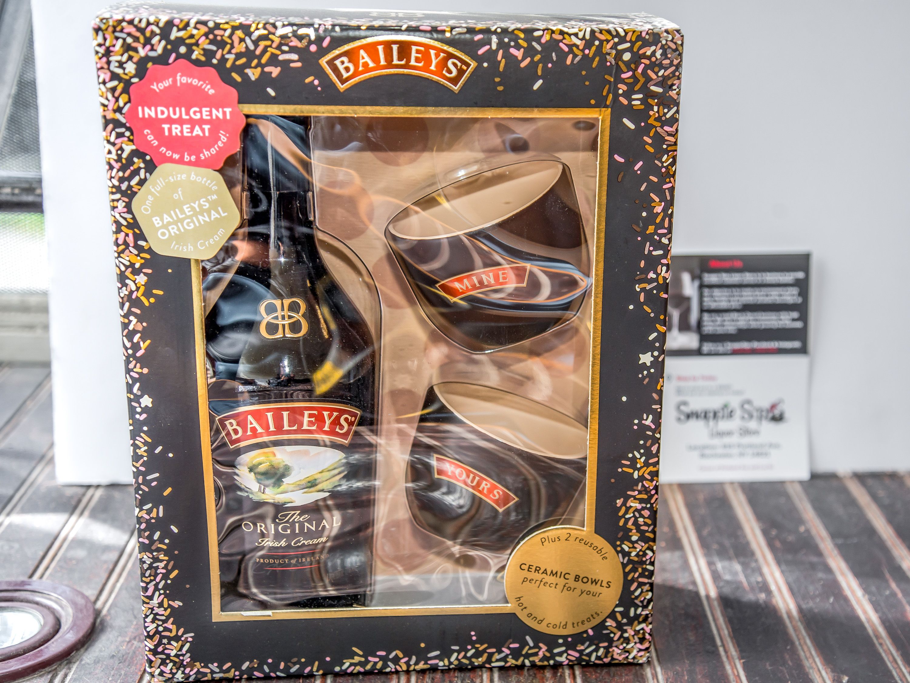 Order Bailey's  Irish Cream Gift Box 750ML food online from Snappie Sips store, Rochester on bringmethat.com