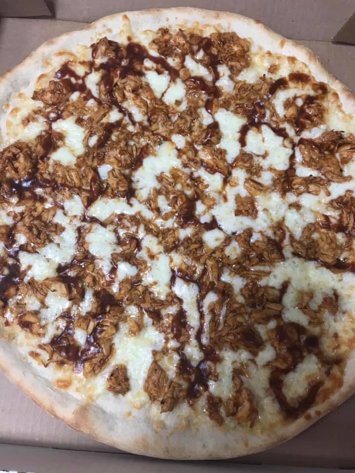 Order BBQ Chicken Pizza - Small 12" food online from House Of Pizza store, Pennsauken Township on bringmethat.com