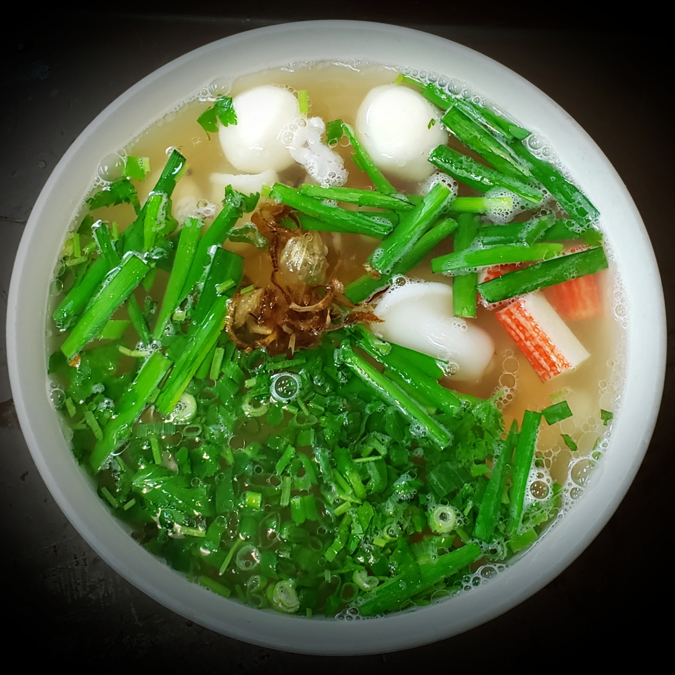 Order 704. Seafood Rice Noodle Soup food online from Thien Hoang Restaurant store, Portland on bringmethat.com