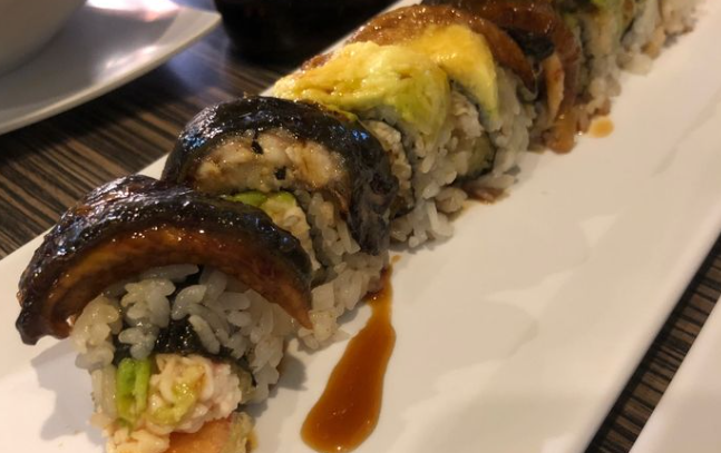 Order 21. Green Dragon Roll (8pcs) food online from Soyokaze Sushi store, Garden Grove on bringmethat.com